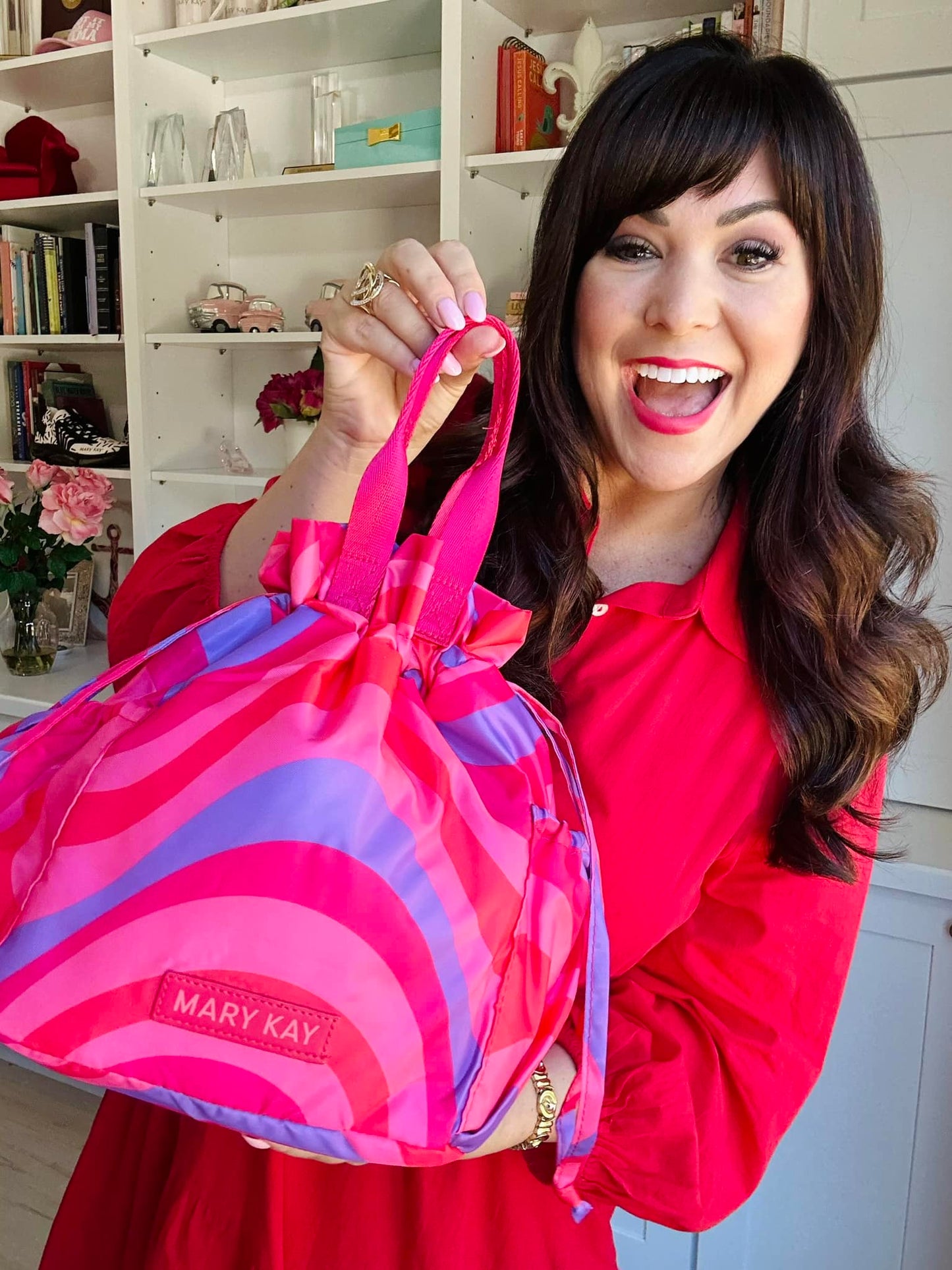 Mary Kay Insulated Lunch Bag with Drawstring – Stylish & Practical Lunch Tote for On-the-Go