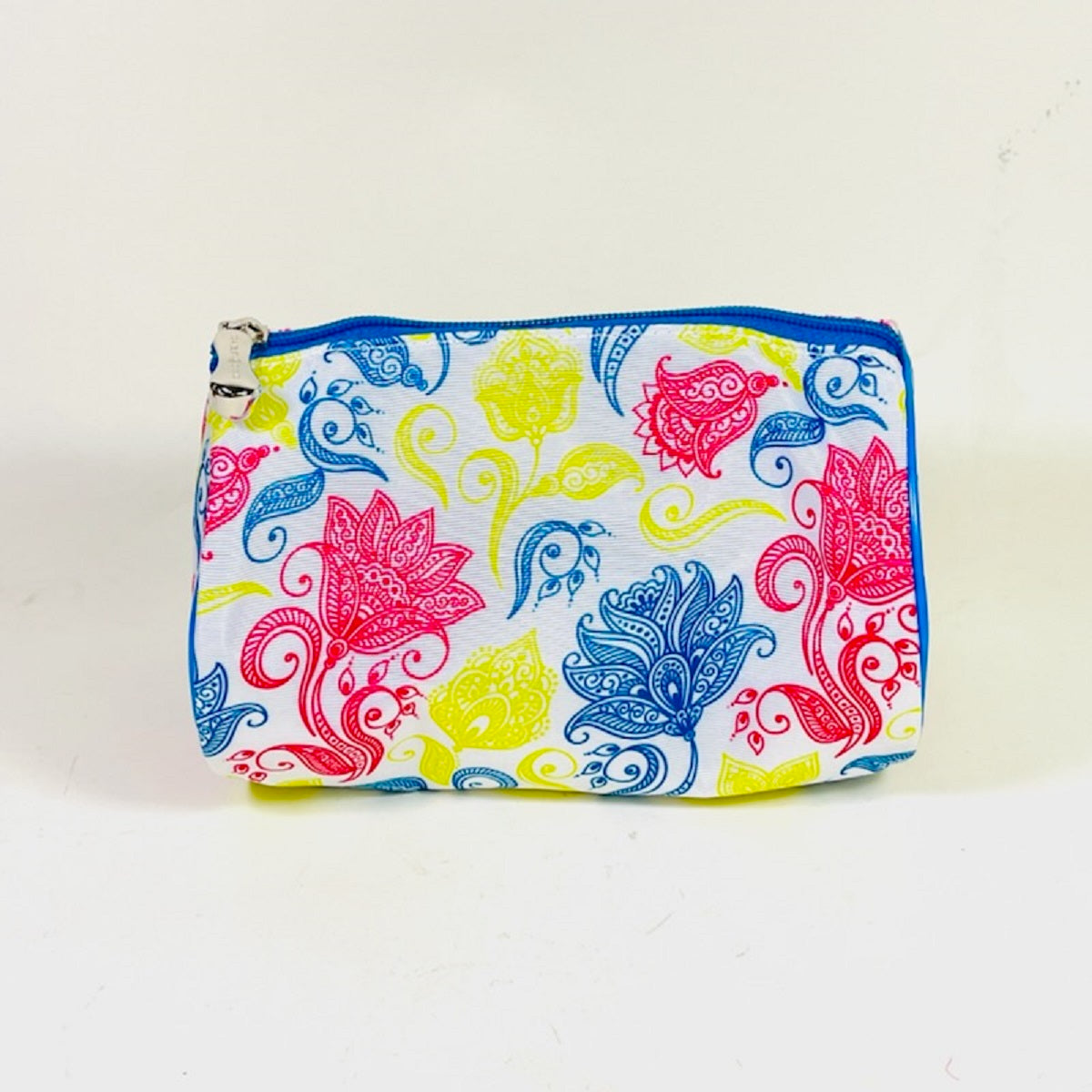 Clarisonic Makeup Bag – Stylish & Functional Cosmetic Organizer for Beauty Tools and Accessories